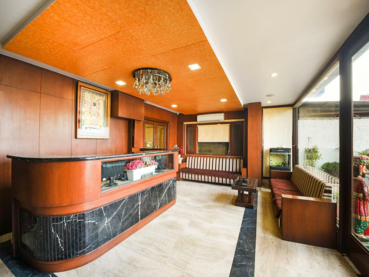 Oyo 1681 Hotel Devansh 烏代浦 外观 照片