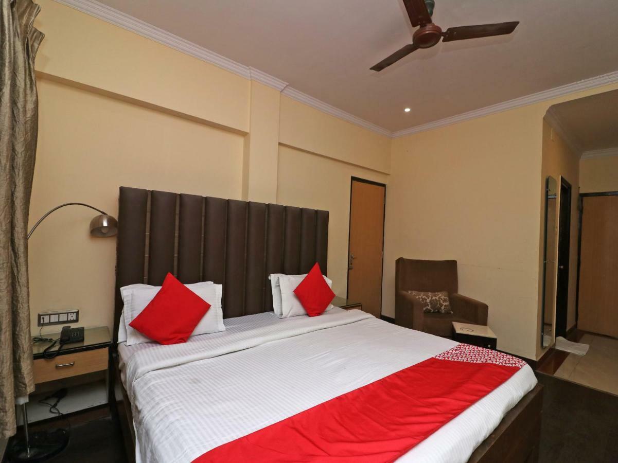 Oyo 1681 Hotel Devansh 烏代浦 外观 照片