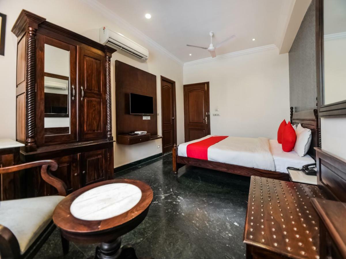 Oyo 1681 Hotel Devansh 烏代浦 外观 照片
