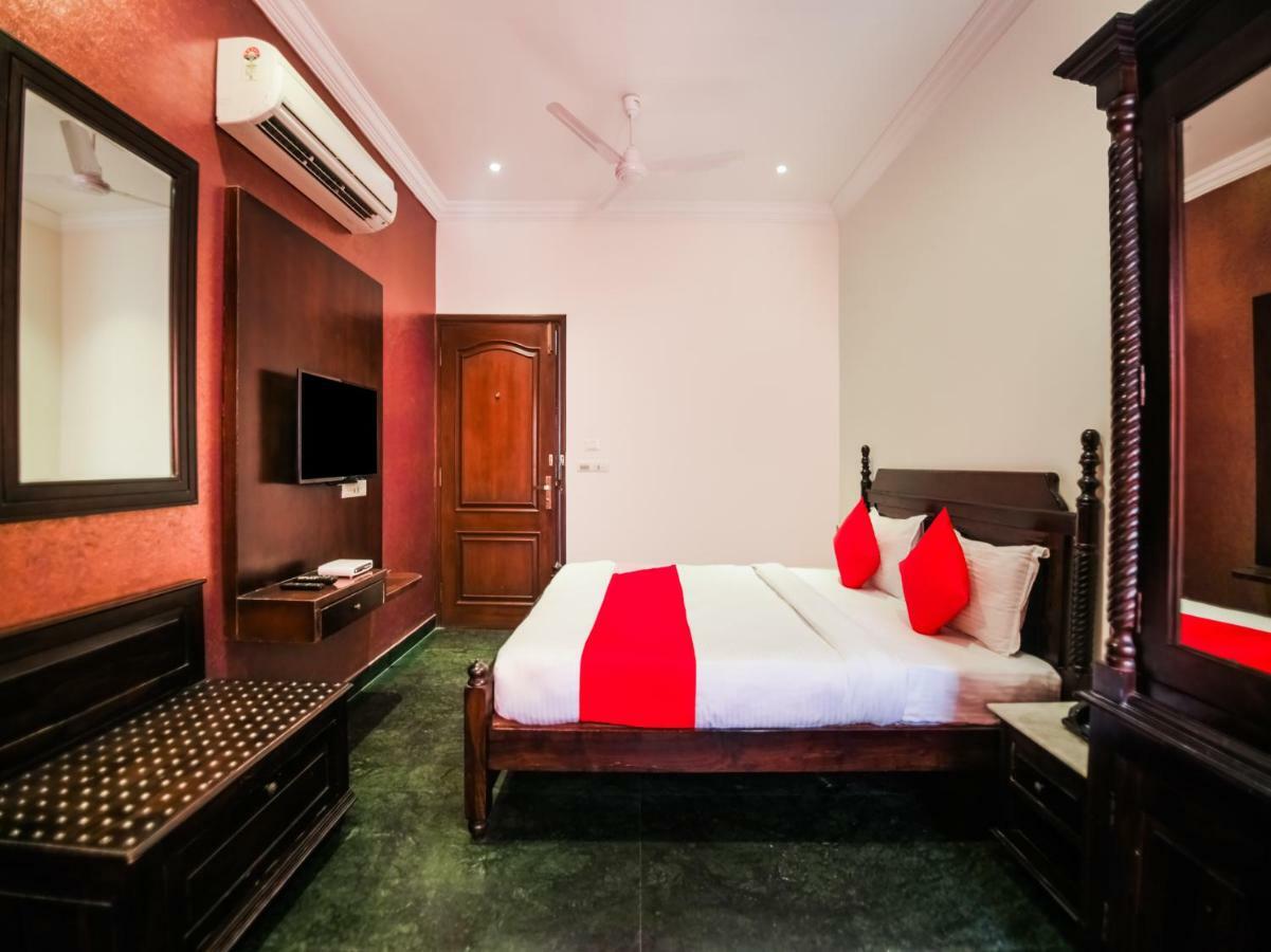 Oyo 1681 Hotel Devansh 烏代浦 外观 照片