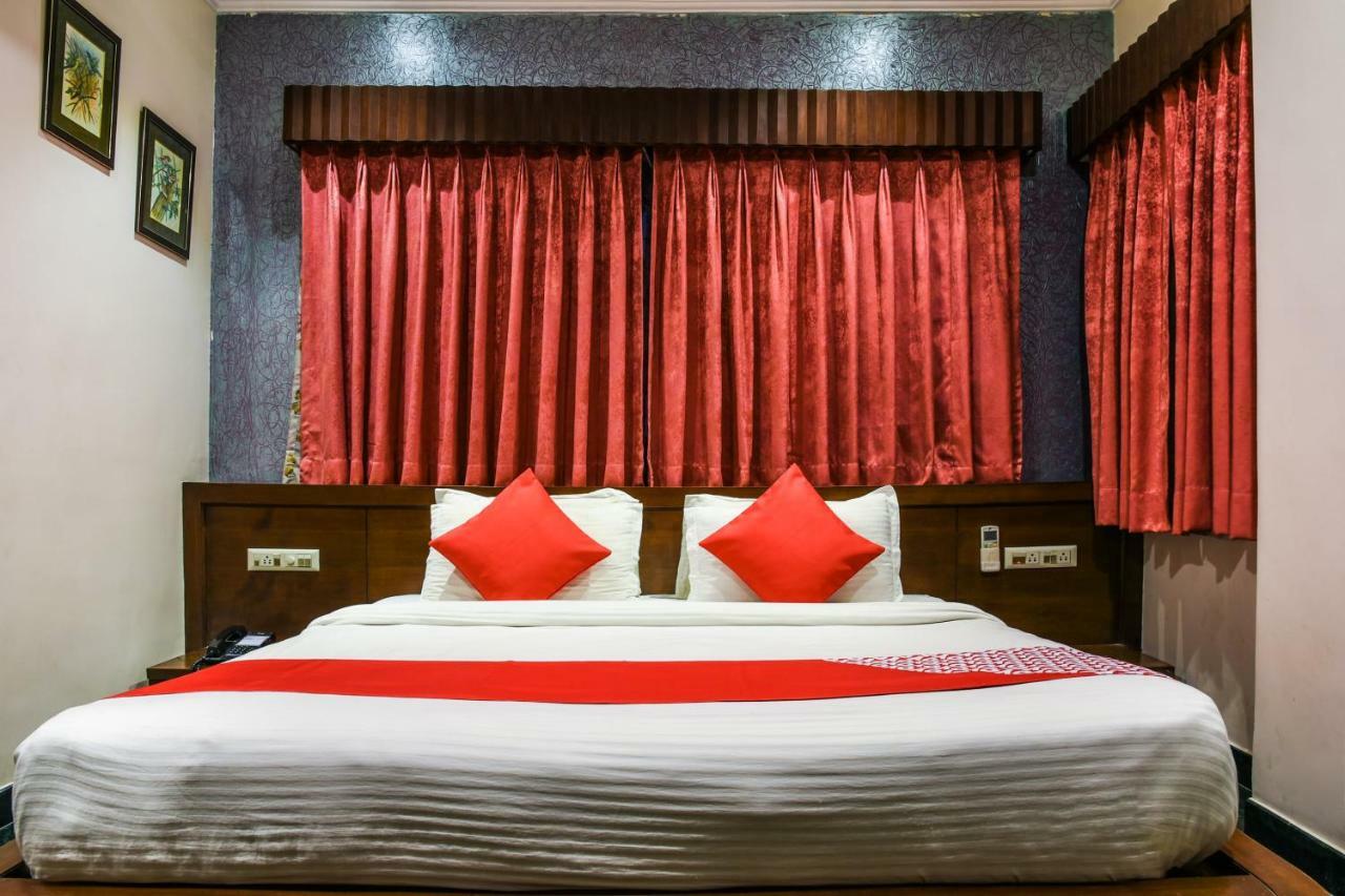 Oyo 1681 Hotel Devansh 烏代浦 外观 照片