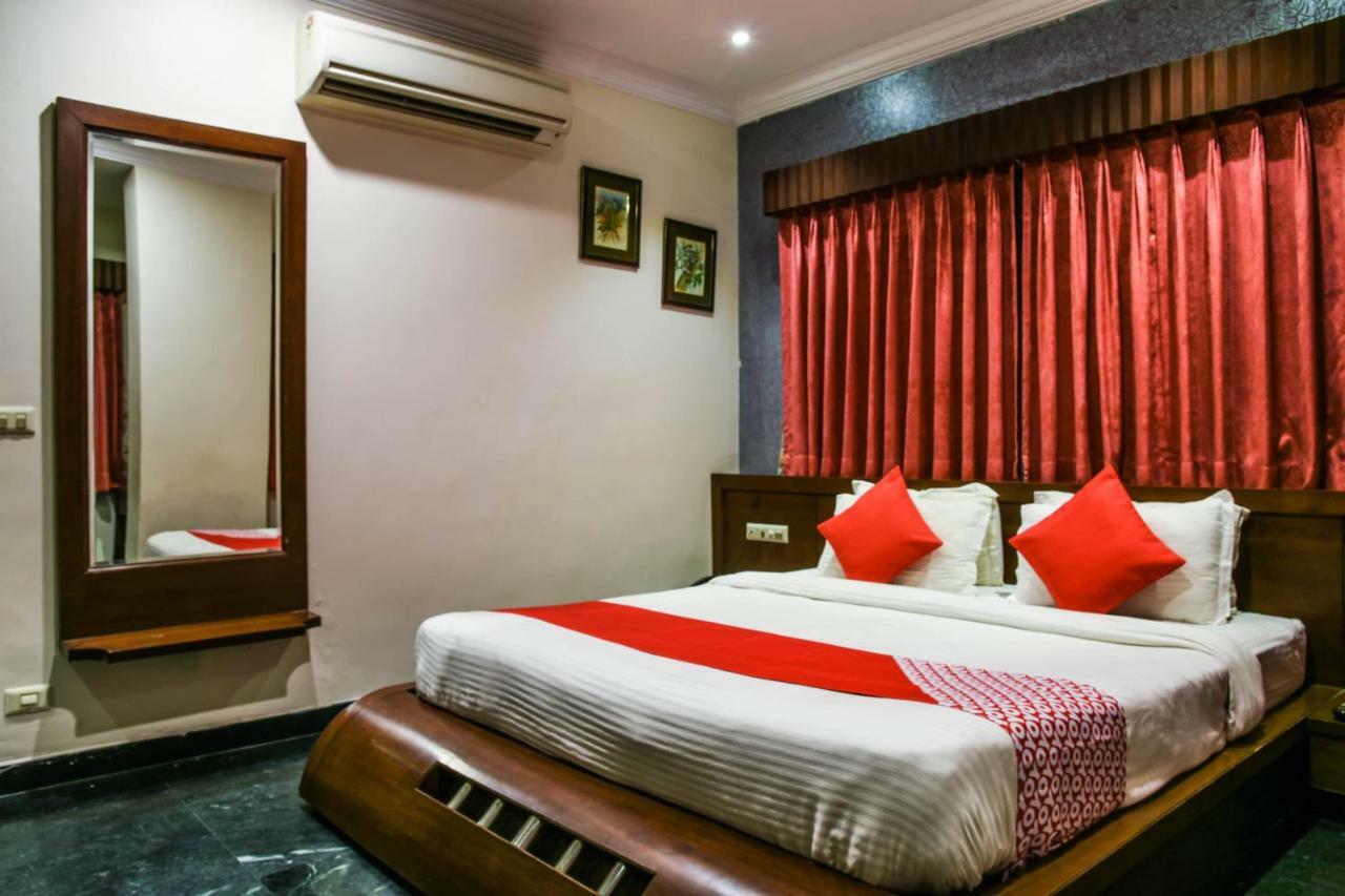 Oyo 1681 Hotel Devansh 烏代浦 外观 照片