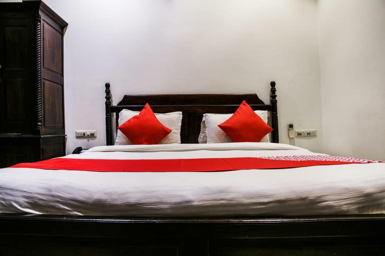 Oyo 1681 Hotel Devansh 烏代浦 外观 照片